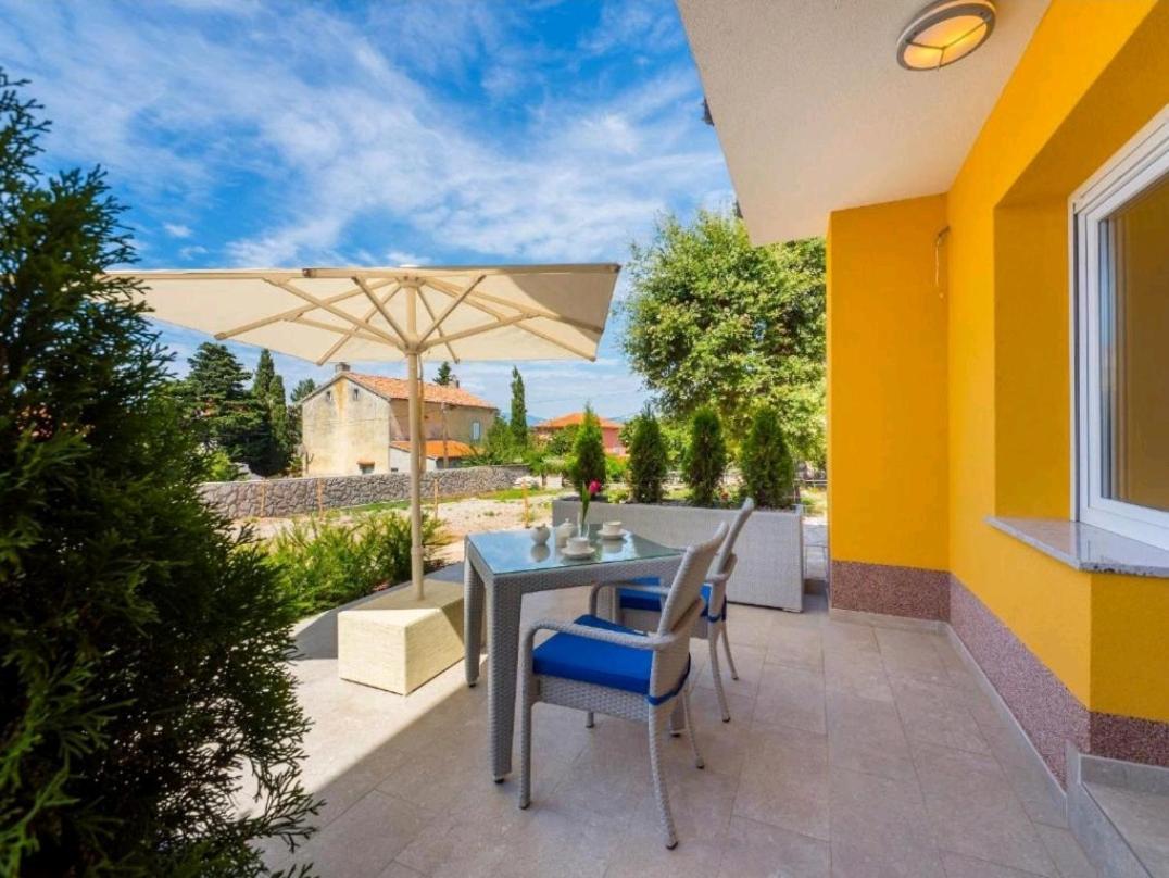 Adriatico Apartment Omisalj Ngoại thất bức ảnh