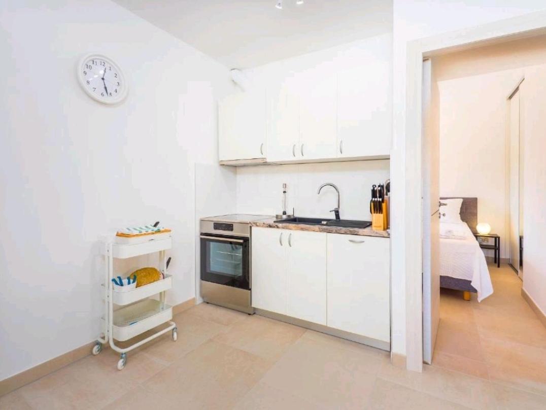 Adriatico Apartment Omisalj Ngoại thất bức ảnh
